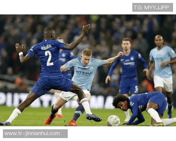 埃因霍温连胜势不可挡荷甲赛场如同单机游戏般精彩