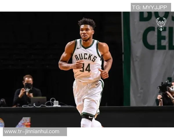 字母哥明日将进行核磁共振检查希望伤情无大碍恢复顺利